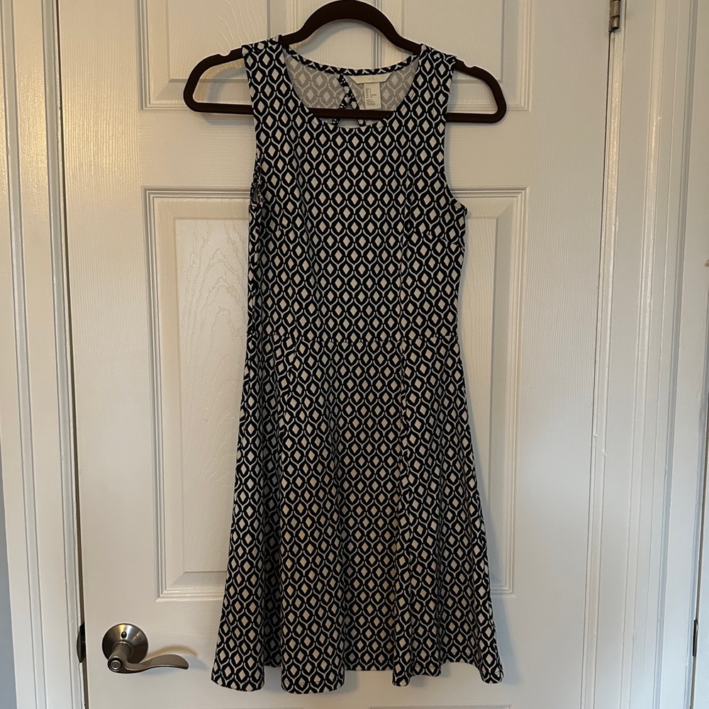 H&M A-line Keyhole Dress